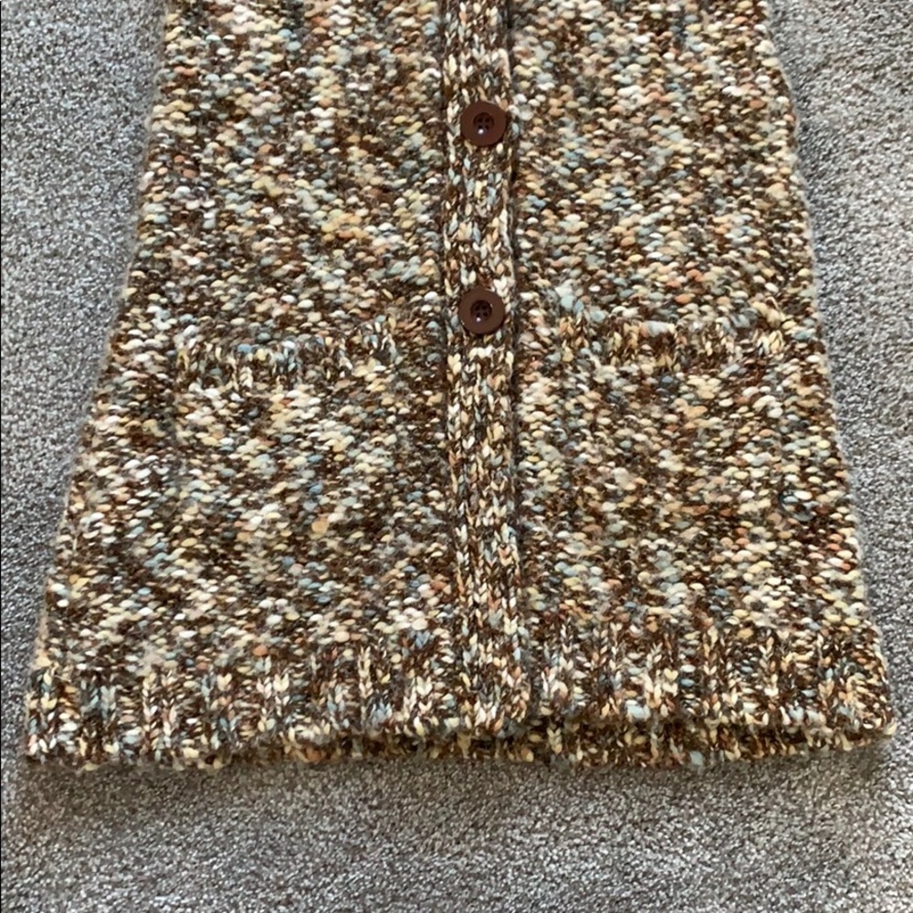 Sweater - Picture 4 of 4